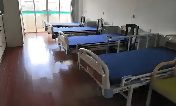 博士生入户深圳_这版超人如何应对特朗普的时代 提醒但与自己时要此同