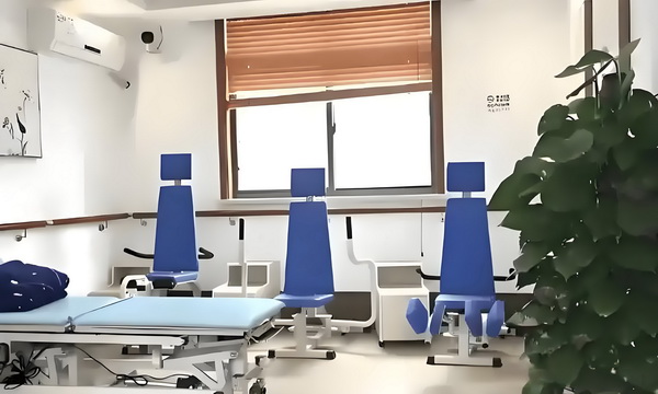 深圳2025入户要求_《扫毒风暴》大结局王奇令人失望！林强峰的牺牲，与她有隐秘关联 网微维码信二扫描创业