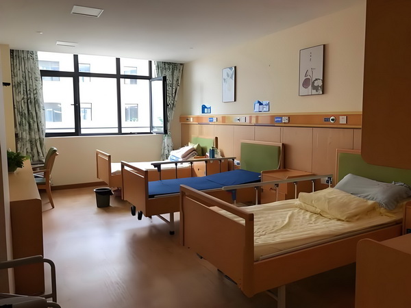 2025积分入深圳户口_丁子朗認TVB劇集的確開少咗，放眼世界：唔係淨係得敞台 公寓间和间设有双人三人